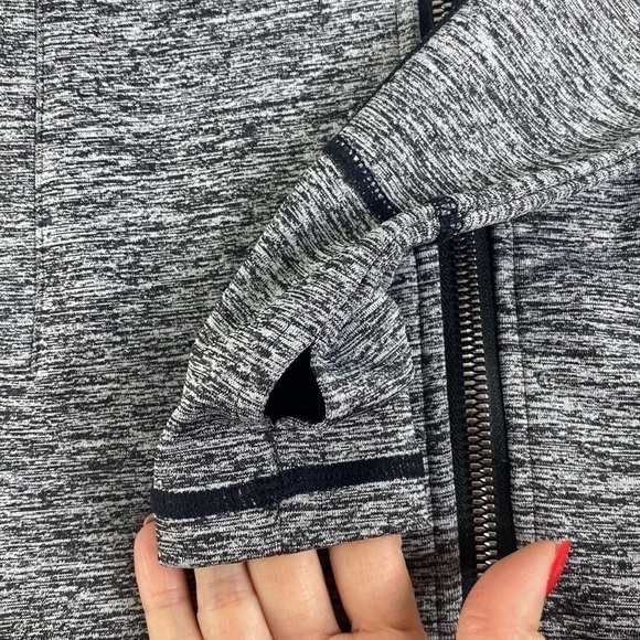 MONO B Athleisure Workout Jacket in Gray and Black SZ SMALL - Picture 11 of 13